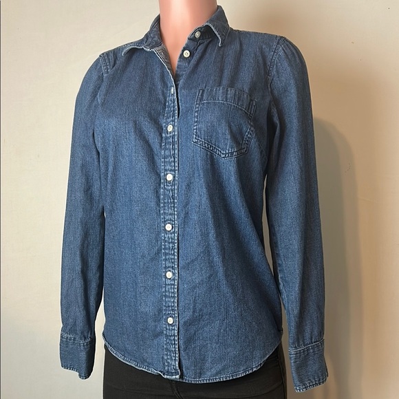 J. Crew Trademark 100%Cotton Long Sleeve Button Down Women's Size S - Picture 1 of 8